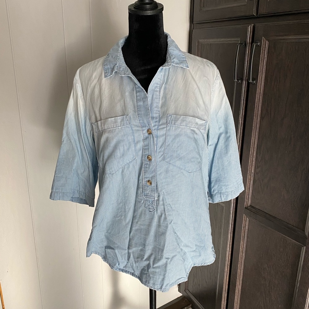 Cloth and Stone chambray top